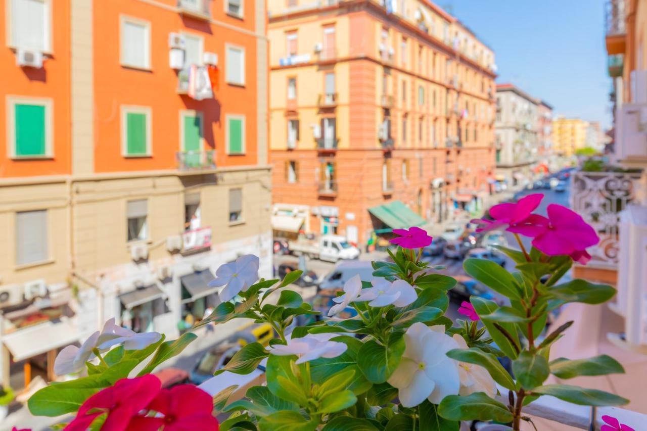 Bed and Breakfast Le Meraviglie Di Napoli Exterior foto